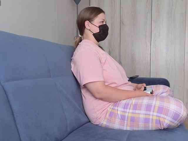 Milaa1998 webcam