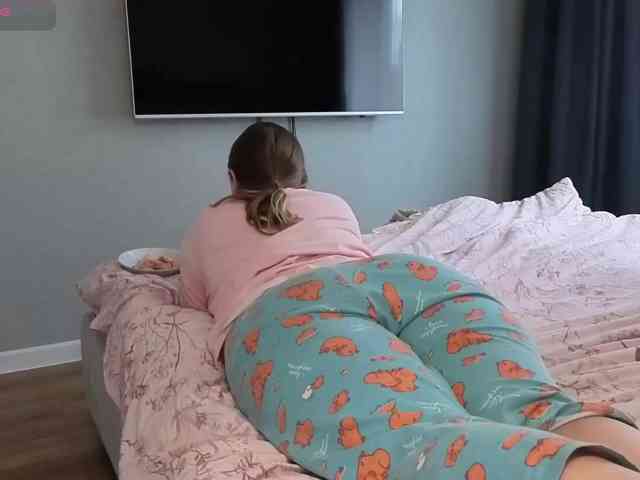 Milaa1998 webcam