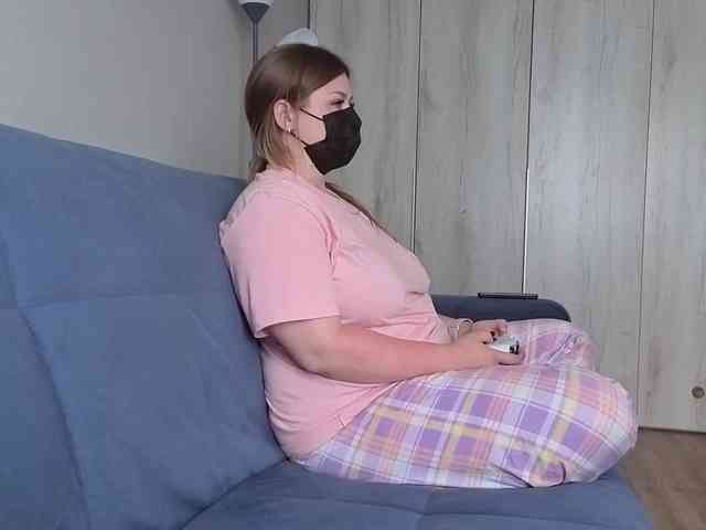 Milaa1998 webcam