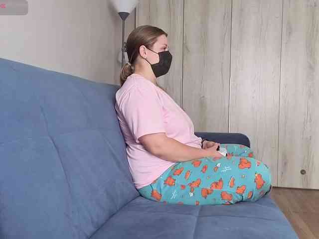 Milaa1998 webcam