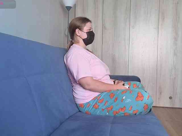 Milaa1998 webcam