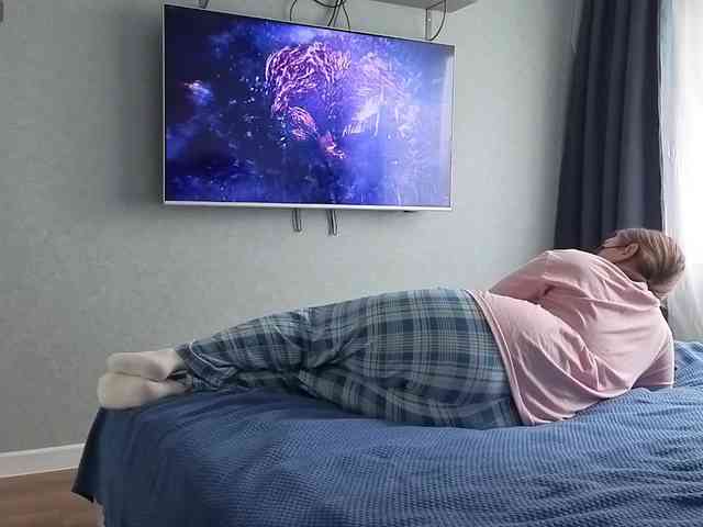 Milaa1998 webcam