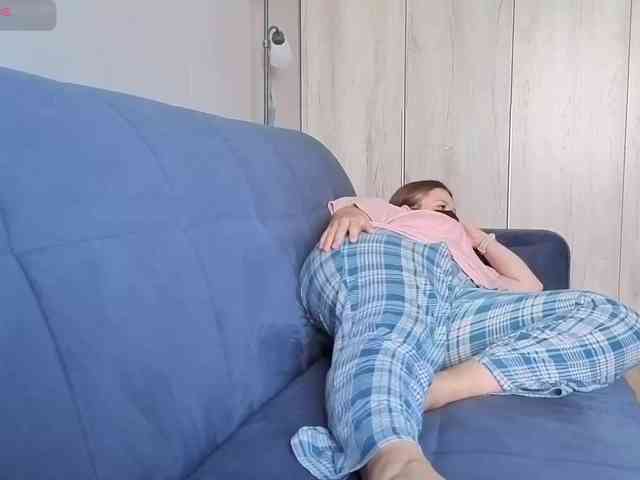 Milaa1998 webcam
