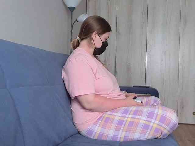 Milaa1998 webcam