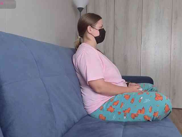 Milaa1998 webcam