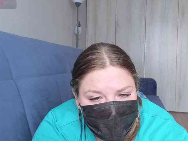 Milaa1998 webcam