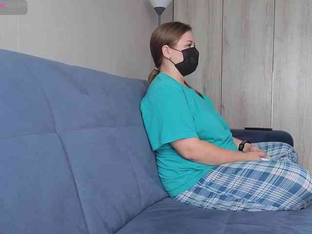 Milaa1998 webcam