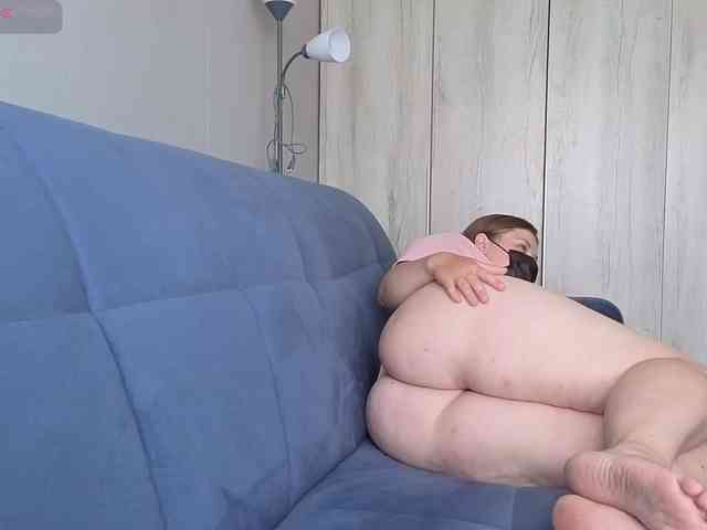Milaa1998 webcam