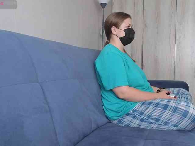 Milaa1998 webcam