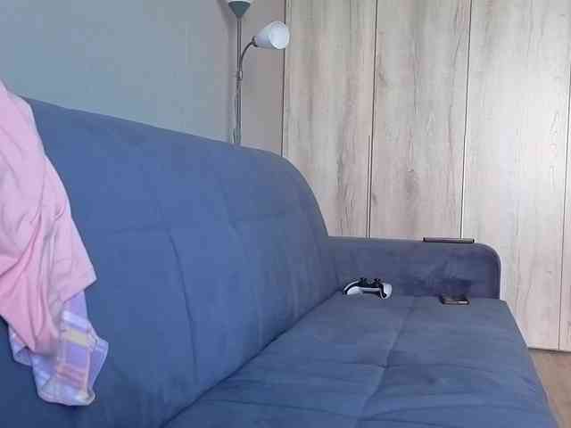 Milaa1998 webcam