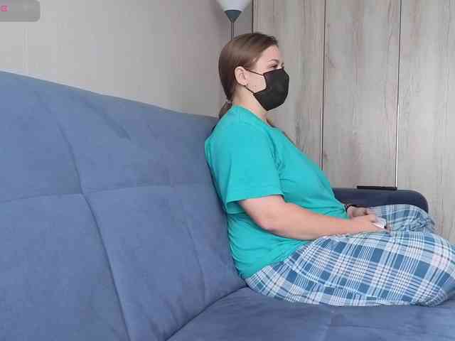 Milaa1998 webcam