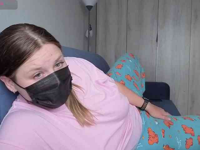 Milaa1998 webcam