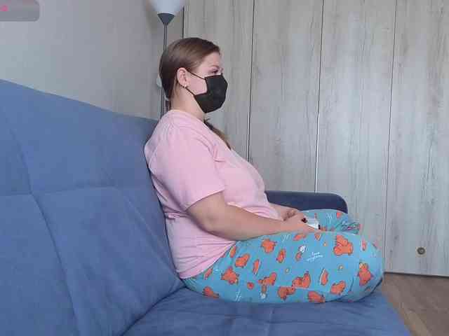Milaa1998 webcam
