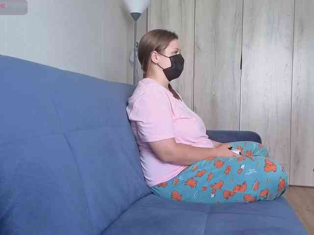 Milaa1998 webcam