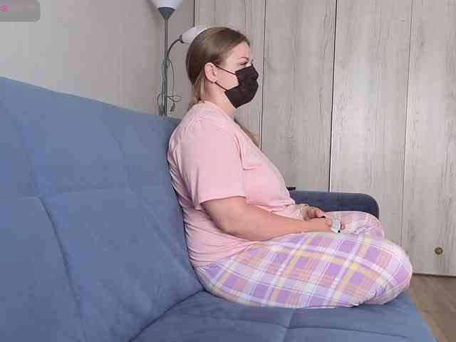 Milaa1998 Sex Cam Show