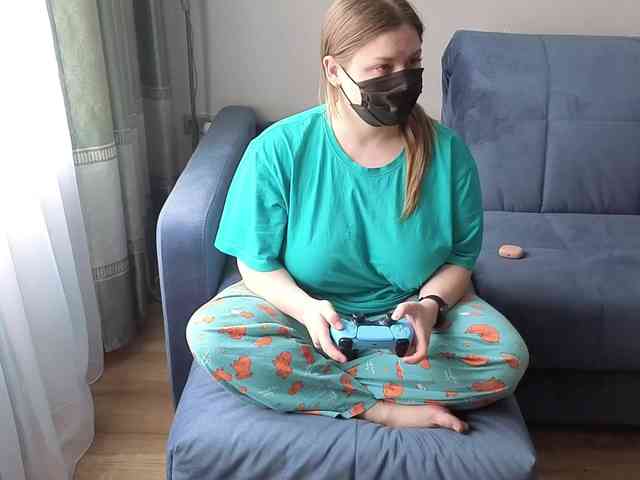 Milaa1998 webcam