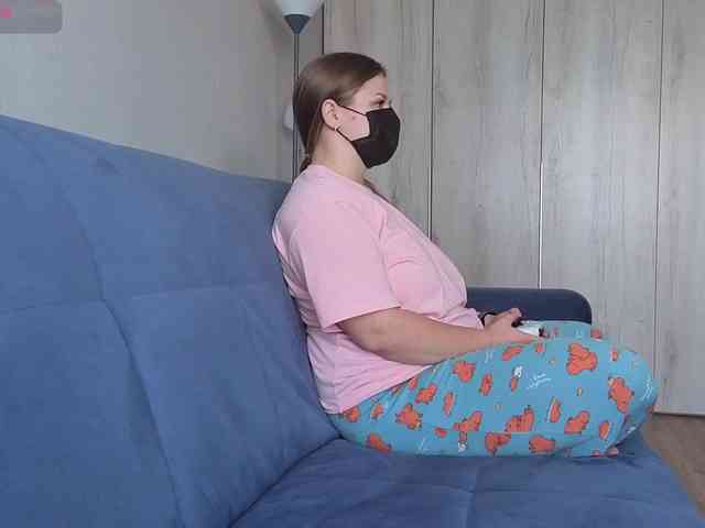 Milaa1998 webcam