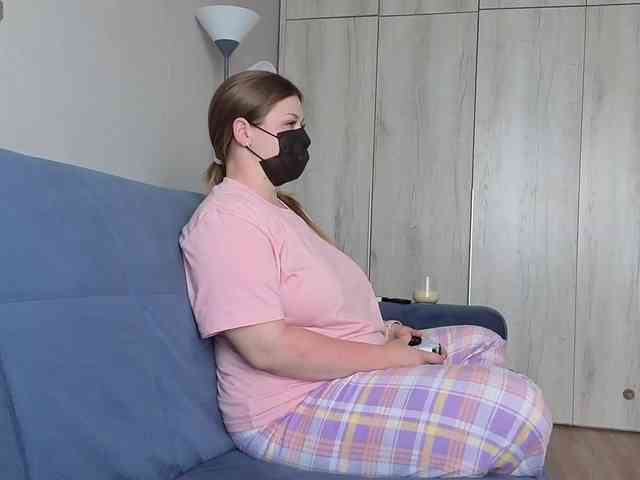 Milaa1998 webcam