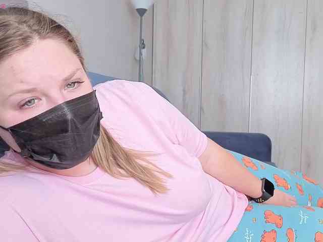 Milaa1998 webcam