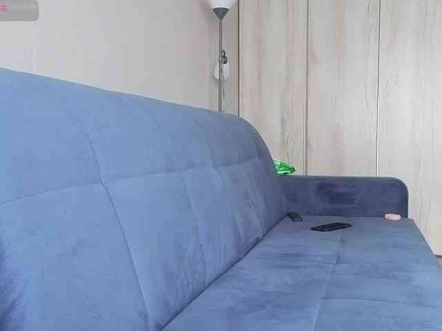 Milaa1998 webcam