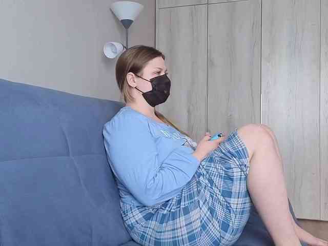 Milaa1998 webcam