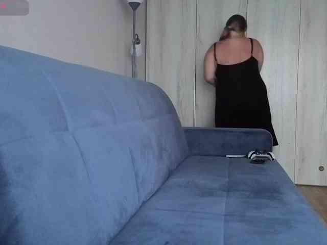 Milaa1998 webcam