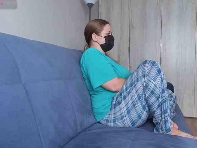Milaa1998 webcam