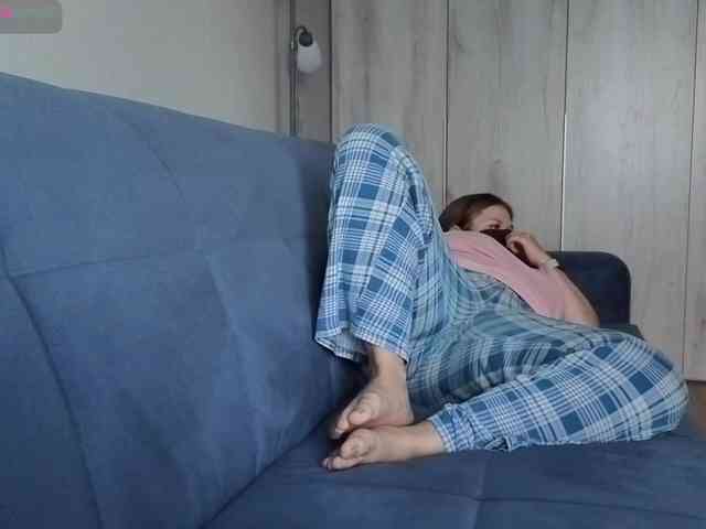 Milaa1998 webcam