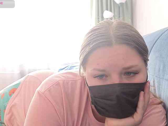 Milaa1998 webcam
