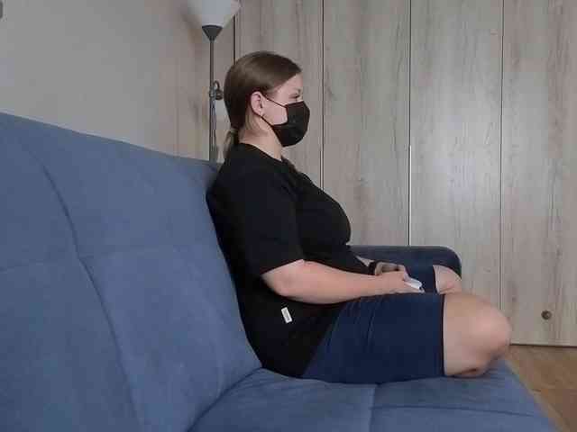 Milaa1998 webcam