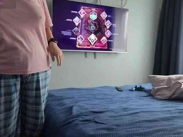 Milaa1998 webcam