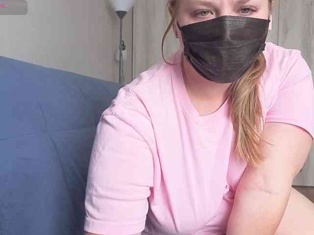 Milaa1998 webcam
