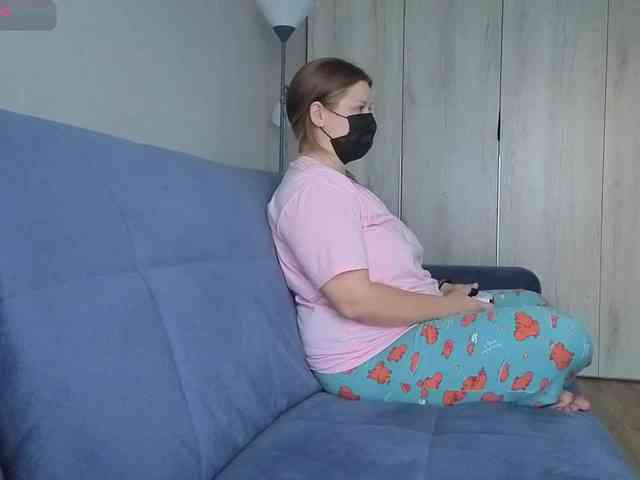 Milaa1998 webcam