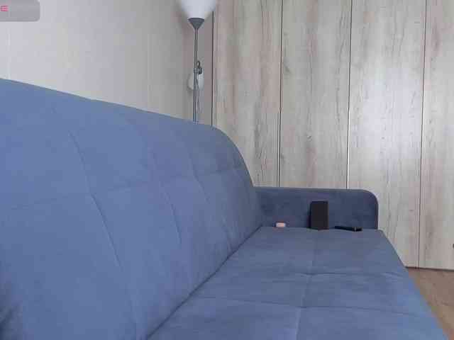 Milaa1998 webcam