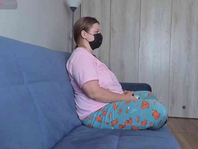 Milaa1998 webcam