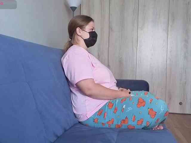 Milaa1998 webcam