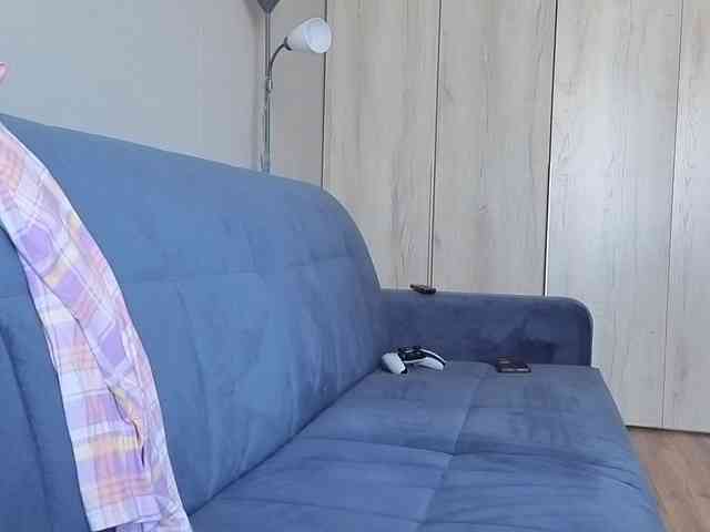 Milaa1998 webcam