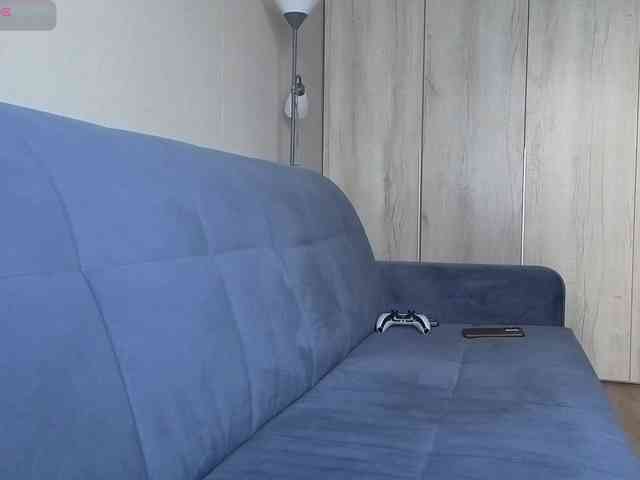 Milaa1998 webcam