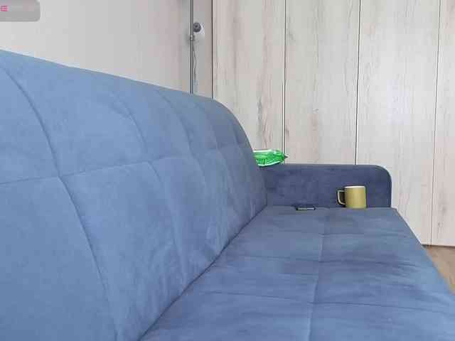 Milaa1998 webcam