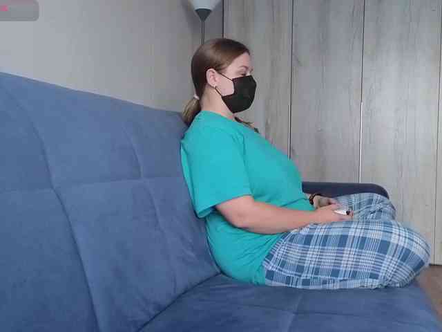 Milaa1998 webcam
