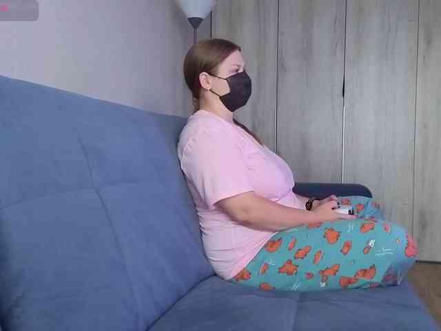 Milaa1998 webcam