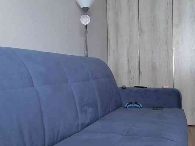 Milaa1998 webcam