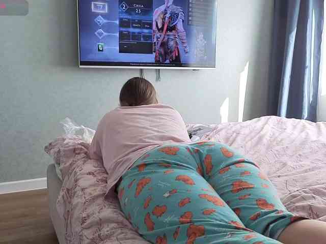 Milaa1998 webcam