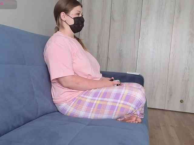 Milaa1998 webcam
