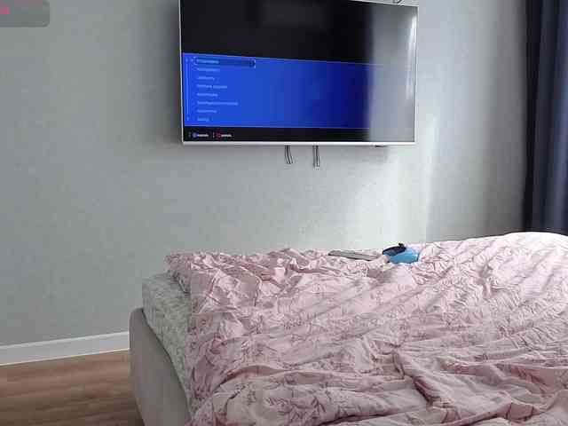 Milaa1998 webcam