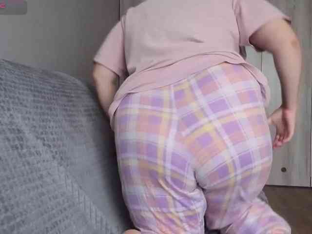Milaa1998 webcam