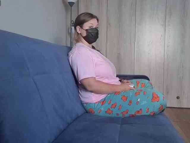 Milaa1998 webcam