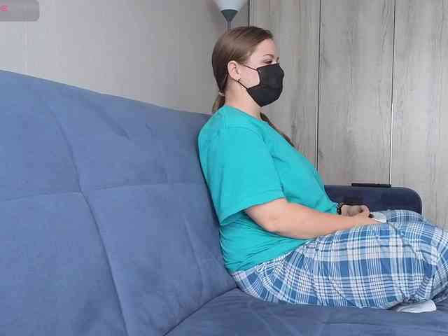 Milaa1998 webcam
