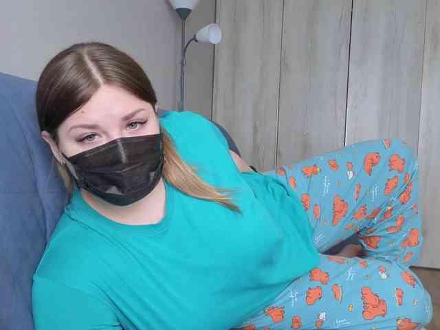 Milaa1998 webcam