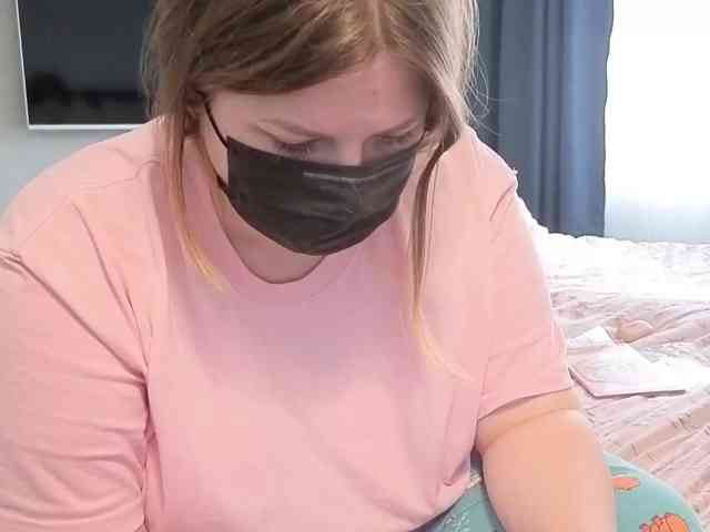 Milaa1998 webcam